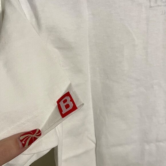 Breezy Excursion Mens NWOT White Women Smoking Graphic Short Sleeve TShirt Small - Picture 5 of 6